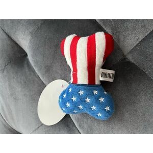 Patriotic American Flag plush squeaky dog toy‎ NWT